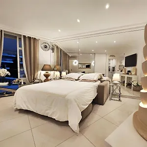 https://palais-miramar-croisette-apart-1-min-carlton.fr-provencehotel.com